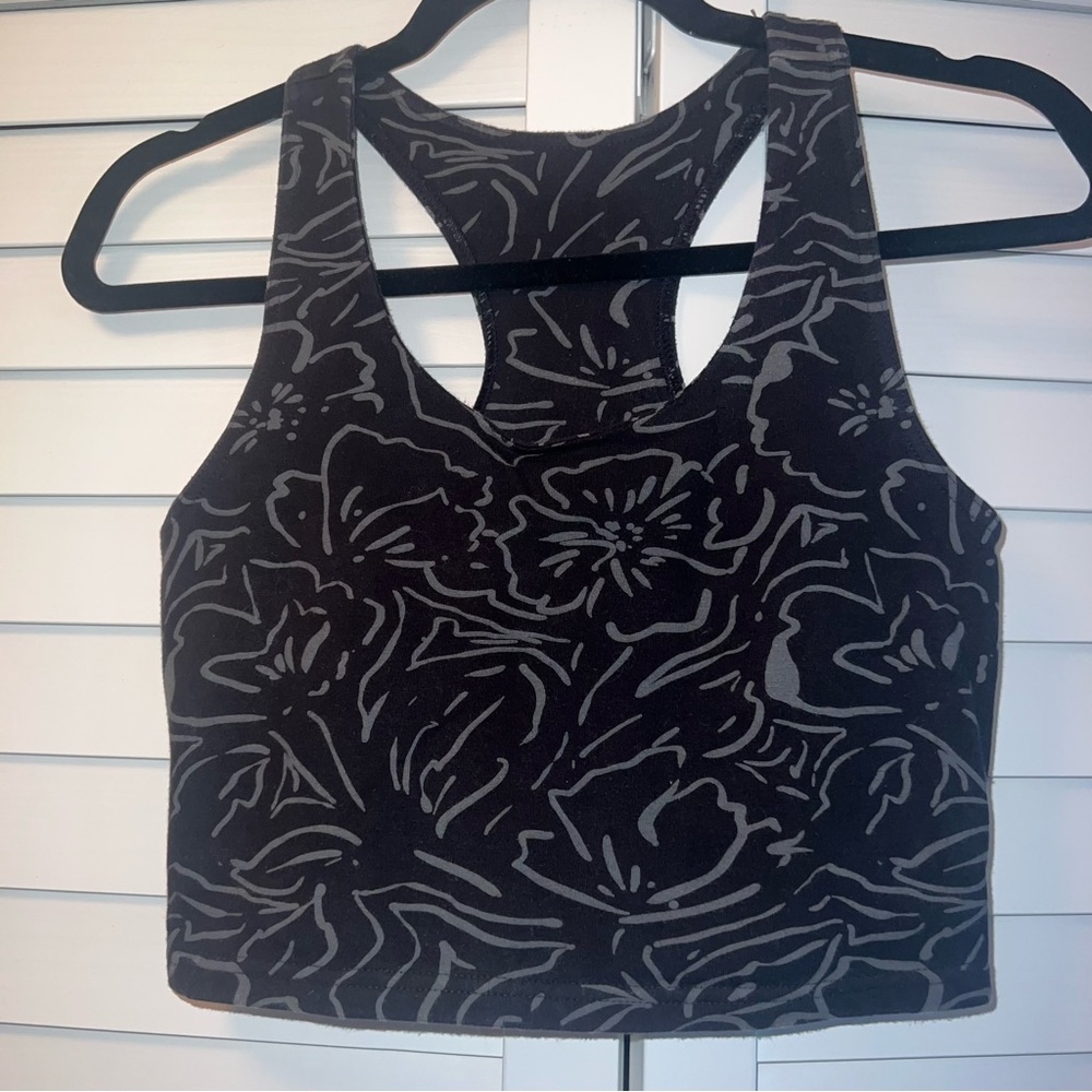 Pact: 
Sketched Blooms
Storm PureFit
Crop Tank